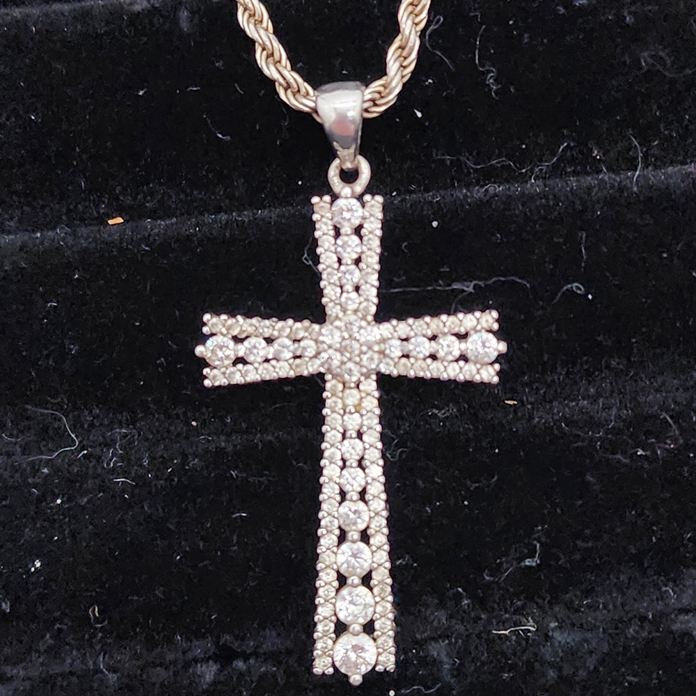 Iced Out Elegant Sterling JTS Cross Pendant W/ 22" Sterling Banter Rope Chain